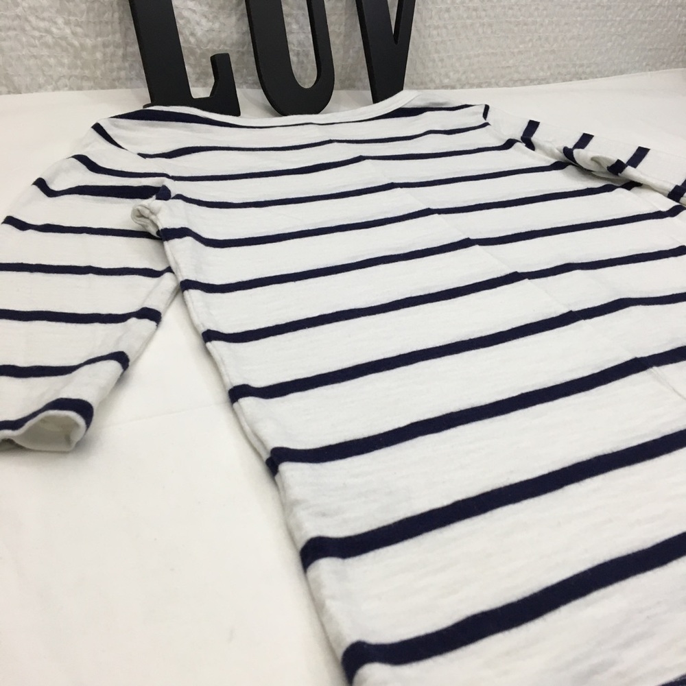 3 for $20🐳Vineyard Vines Navy & White Striped Top